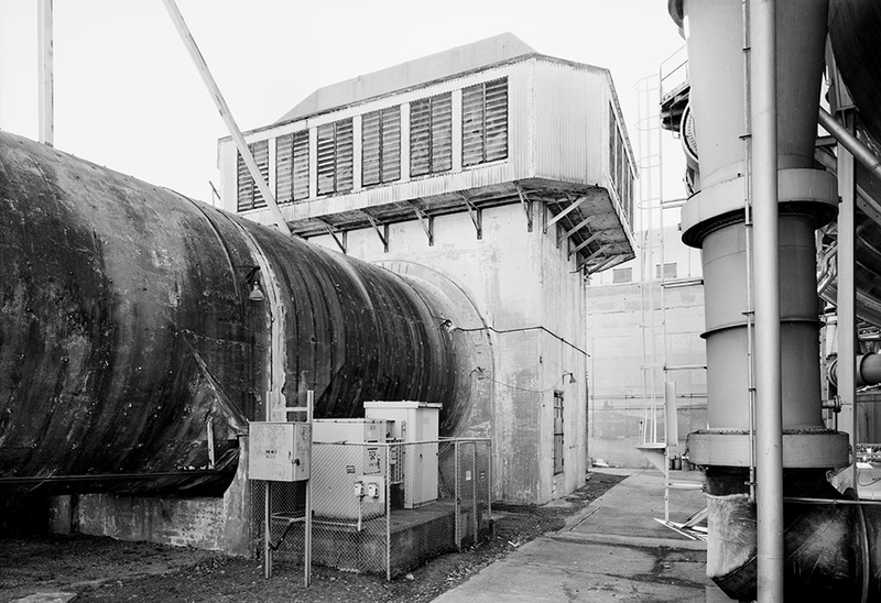 Illustration for article titled Huge Machines Hurl Artificial Storms Deep Inside This NASA Hangar